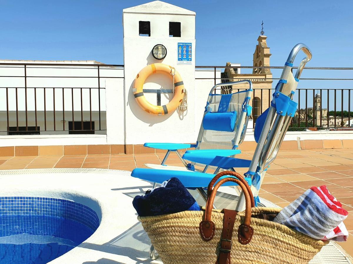 Sherryflat Neira - Parking Jerez de la Frontera Exterior photo